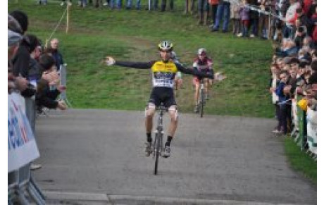 CHPT DE LA MAYENNE DE CYCLO CROSS A ZE