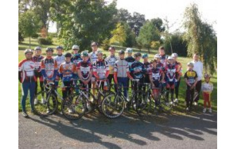 SUCCES POUR LE STAGE 53 DE CYCLO-CROSS A VAIGES