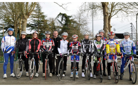 MISE EN PLACE D'ENTRAINEMENTS SUR ROUTE DES DAMES 