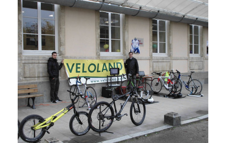 LE COMITE CYCLISME 53 A PARTICIPE AU TELETHON