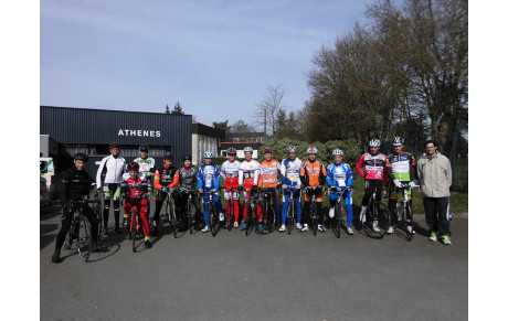 14 FUTURS EDUCATEURS EN FORMATION SPECIALITE ROUTE A LAVAL