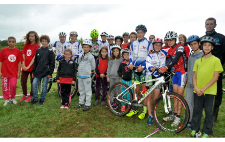 LE COMITE CYCLISME 53 A LA JOURNEE DES SPORTS SCOLAIRES