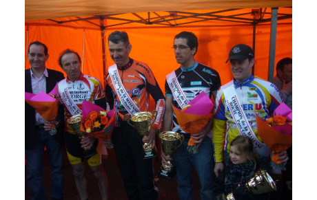 ST CHRISTOPHE DU LUAT PASS CYCLISME CHPT 53