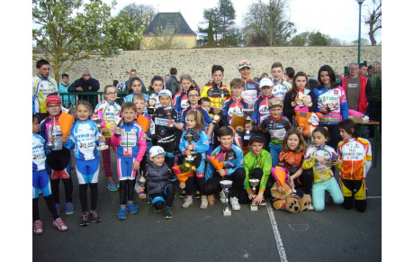 ST CHRISTOPHE DU LUAT ECOLE DE VELO 