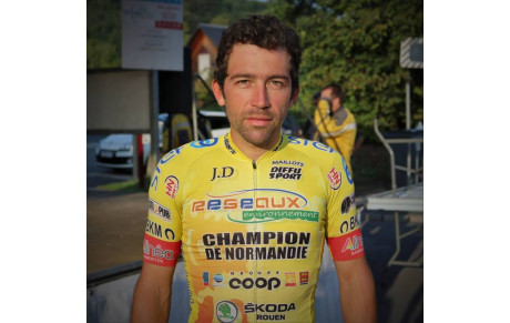 Erwann BRENTERCH A LAVAL CYCLISME 53
