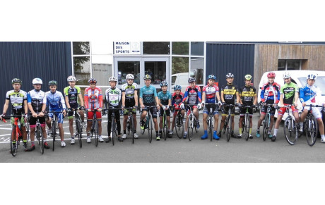 Justin MOTTIER PRESENT AU STAGE ROUTE AVEC LES MINIMES 2 ET CADETS