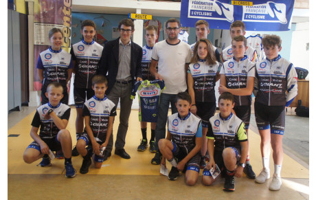 Guillaume MARTIN PARRAIN DE LA 13 EME PROMOTION DE LA SSS CYCLISME