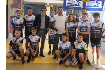 SSS CYCLISME RECRUTEMENT LE 24 AVRIL 2019  AU COLLEGE EMMANUEL DE MARTONNE A LAVAL